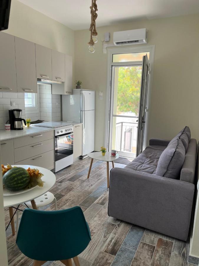 1922 Historic House Apartment Kavala Bagian luar foto